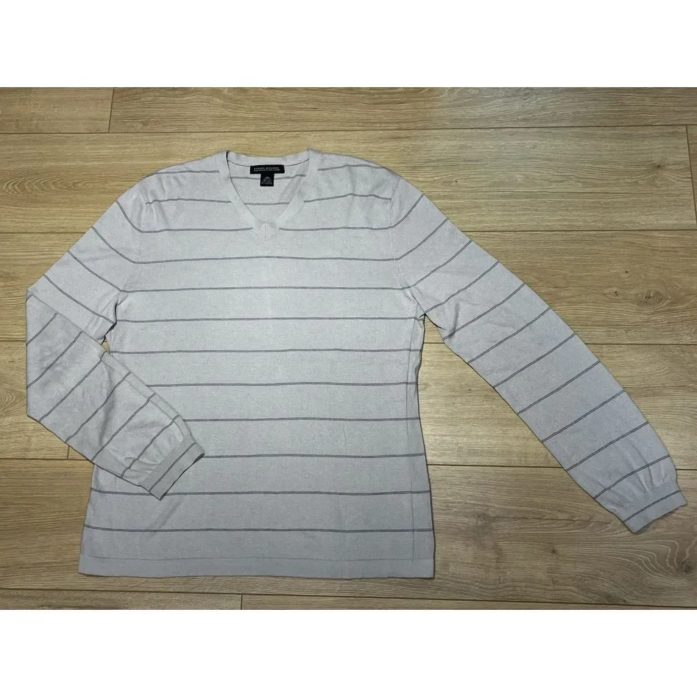 Banana Republic Luxury Blend Men's Sweater Sz Large V Neck Silk Cotton‎ Cashmere